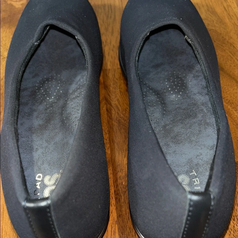 SAS Bliss Slip On comfort wedge 8.5 Women's Black Loafers